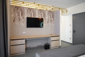 Dynasty Hotel