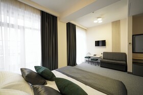 Dynasty Hotel