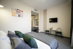 Dynasty Hotel