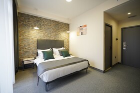 Dynasty Hotel