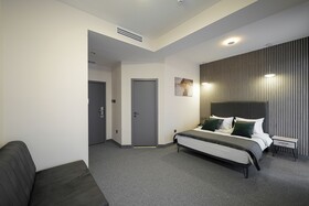 Dynasty Hotel