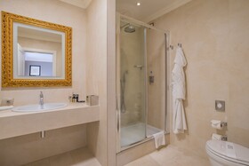 Grand Hotel Yerevan