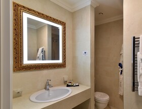 Grand Hotel Yerevan