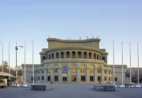 Holiday Inn Yerevan - Republic Square