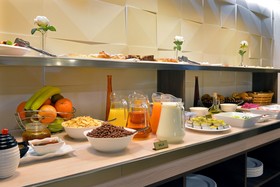 Minotel Barsam Suites