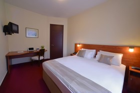 Minotel Barsam Suites