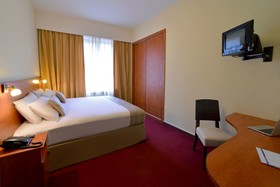 Minotel Barsam Suites
