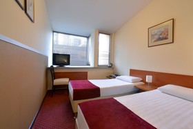 Minotel Barsam Suites