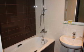 Nare Hotel