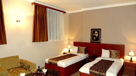 Park Avenue Hotel
