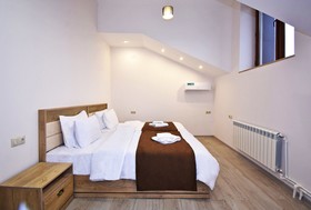 Patriott Hotel