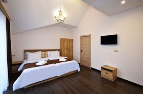 Patriott Hotel