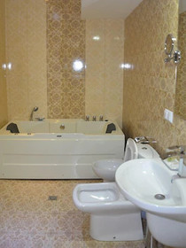 Royal Plaza Hotel