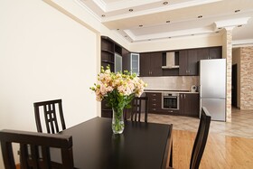 Sweet Home Apartments