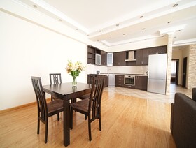 Sweet Home Apartments