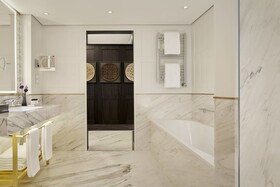 The Alexander, a Luxury Collection Hotel