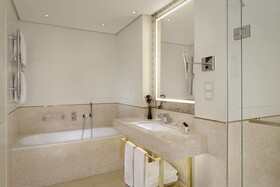 The Alexander, a Luxury Collection Hotel