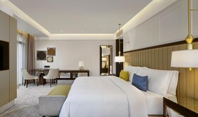 The Alexander, a Luxury Collection Hotel