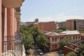 The Alexander, a Luxury Collection Hotel