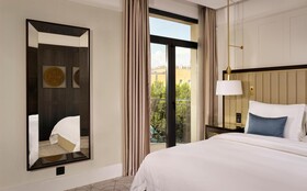 The Alexander, a Luxury Collection Hotel