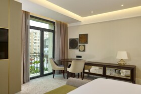 The Alexander, a Luxury Collection Hotel