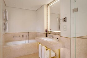 The Alexander, a Luxury Collection Hotel