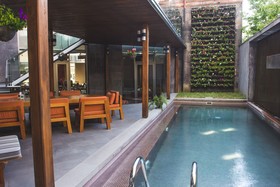 Tufenkian Historic Yerevan Hotel