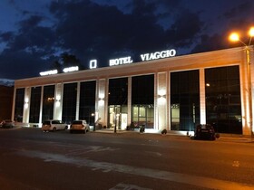 V Hotel & Tours