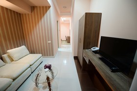 Yerevan Deluxe Hotel