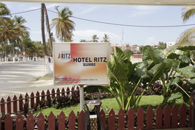 Hotel Ritz Sumbe