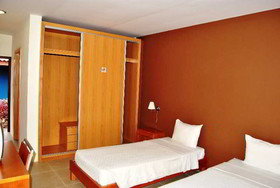 Viana Hotel