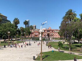 Shoshana Apart Boutique