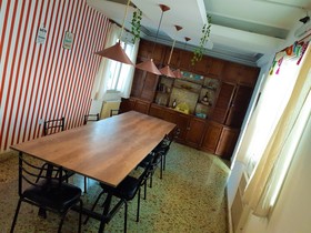 Ananta Hostel & Bar
