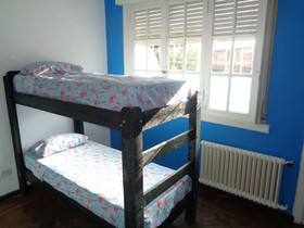 Ananta Hostel & Bar