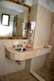 Kube Apartments