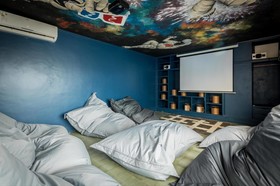 Onas Hostel & Suites