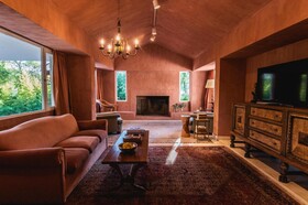 Scratch House