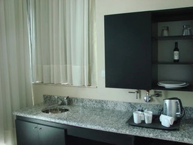 Zoom Apartments