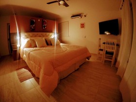 Arroyo Suite House