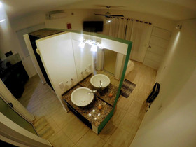 Arroyo Suite House