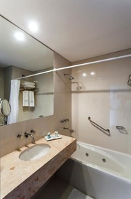 1495 Apart
