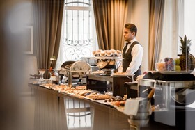 Carat Apart Boutique