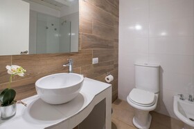 Calina Hotel