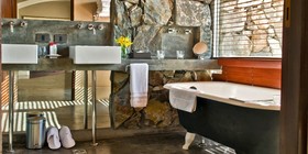 Cavas Wine Lodge