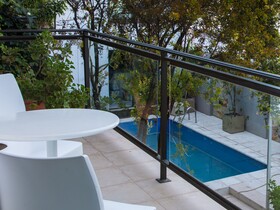 Paradise Apartments
