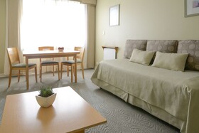 Portal Plaza Suites