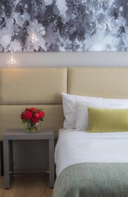 Portal Plaza Suites
