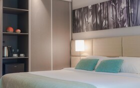 Portal Plaza Suites