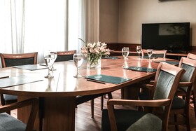 Portal Plaza Suites