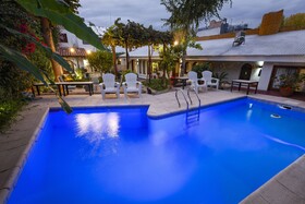 Posada De Rosas